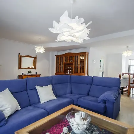 別荘 Townhouse On Palacios Rubios トレモリノス