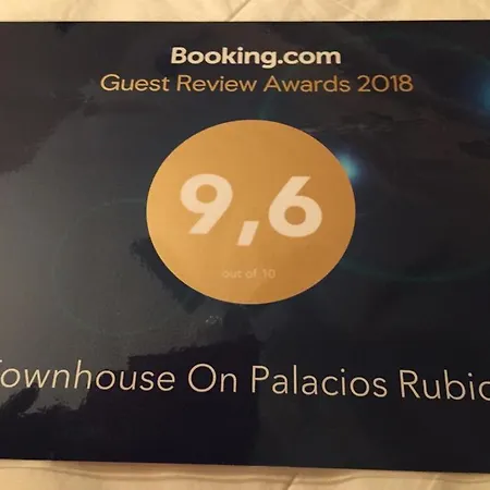 Townhouse On Palacios Rubios * トレモリノス